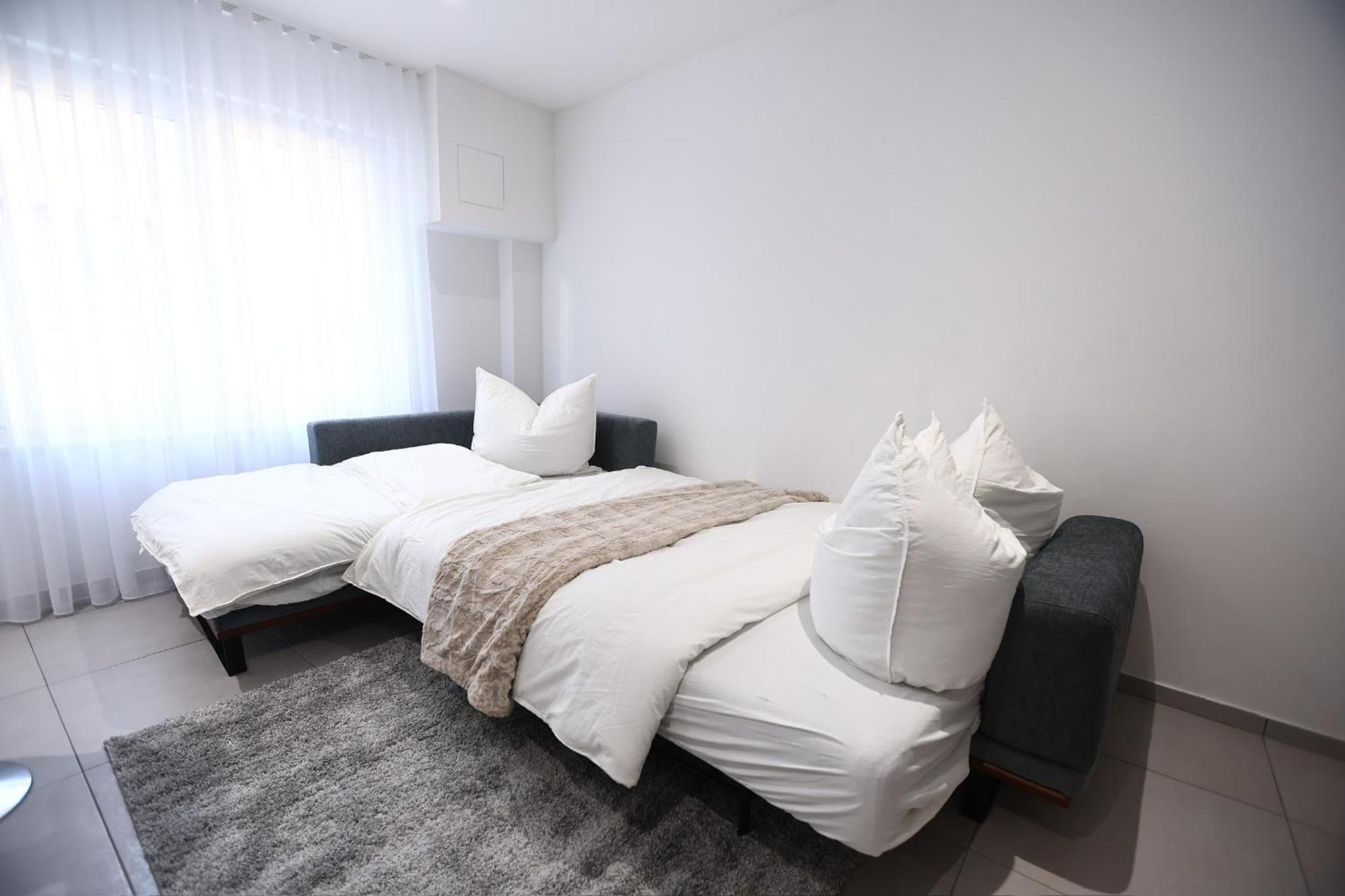 Jam Apartments Κόμπλεντς Εξωτερικό φωτογραφία